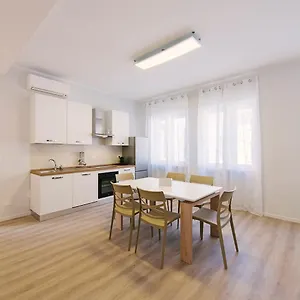https://la-casetta-di-lina.hotelinveneto.com